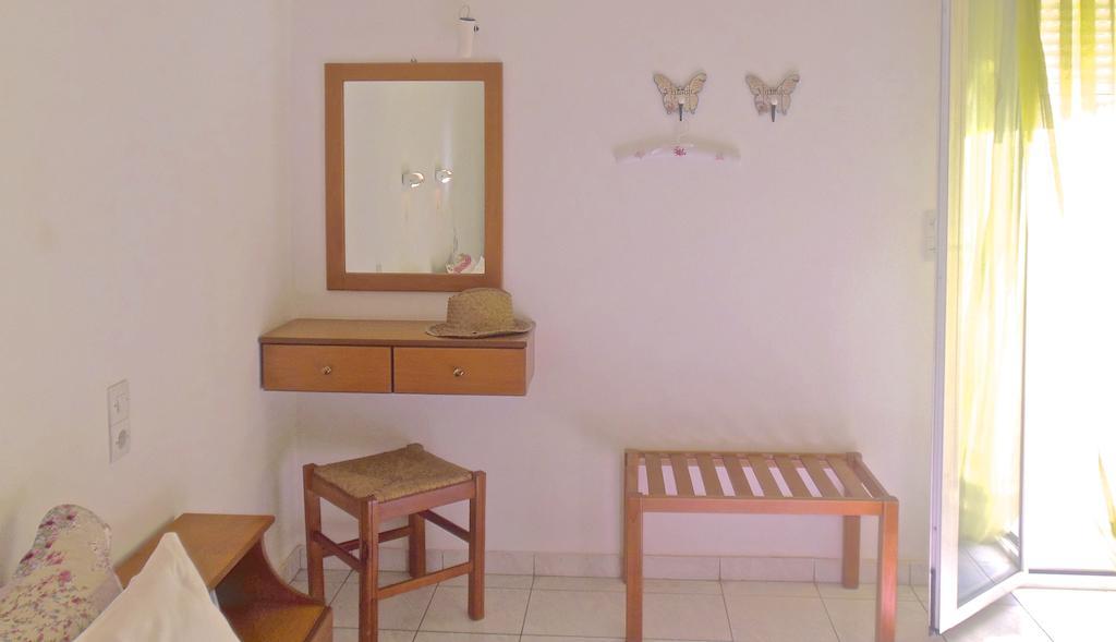 Irilena Apartments Stalida Room photo