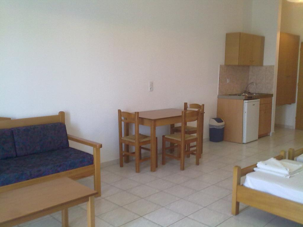 Irilena Apartments Stalida Room photo