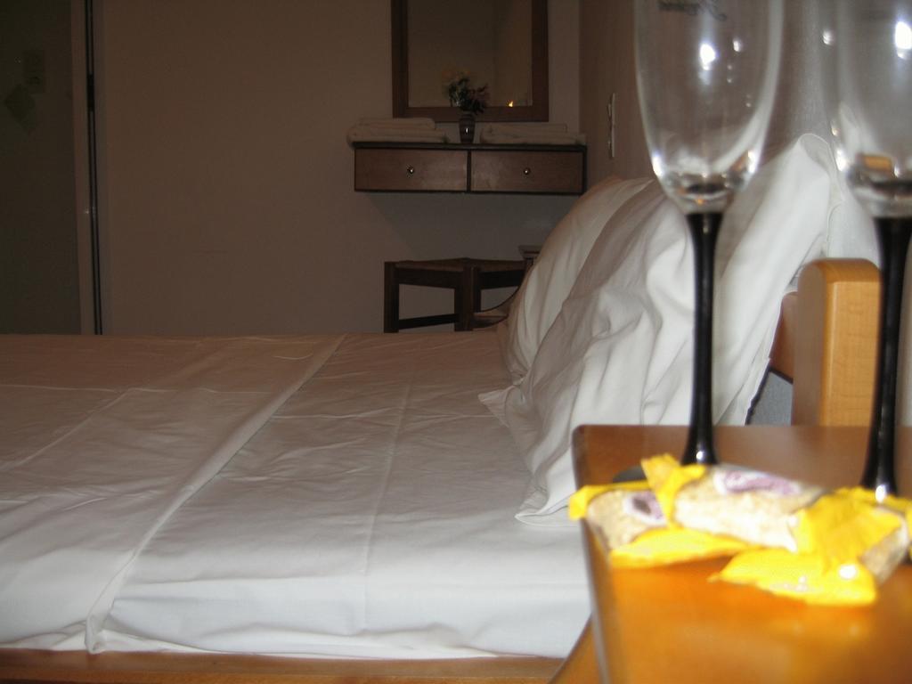 Irilena Apartments Stalida Room photo