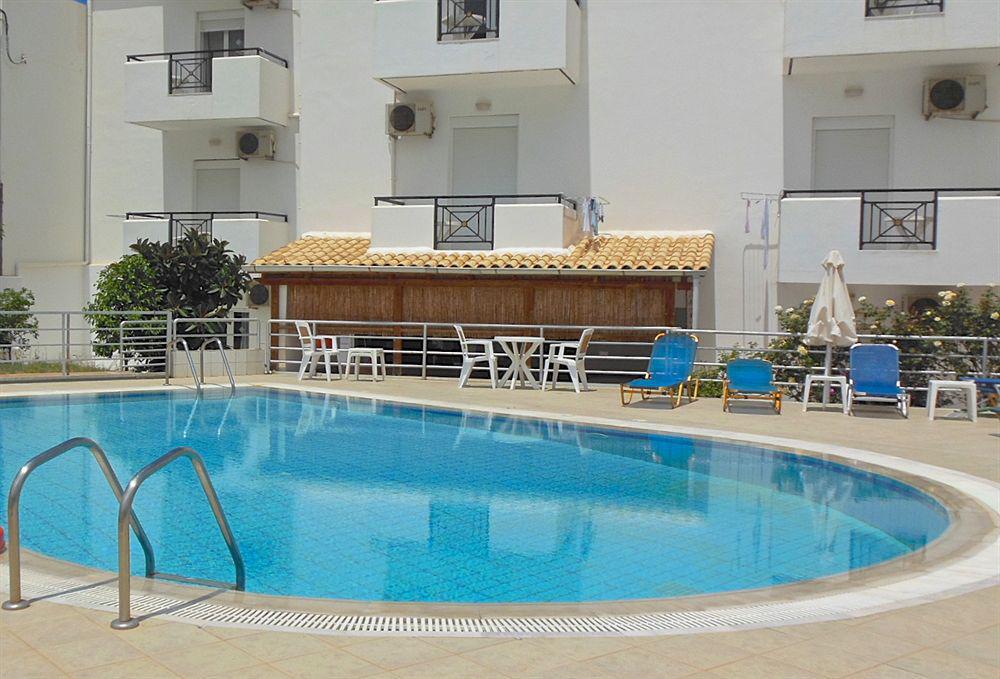 Irilena Apartments Stalida Exterior photo